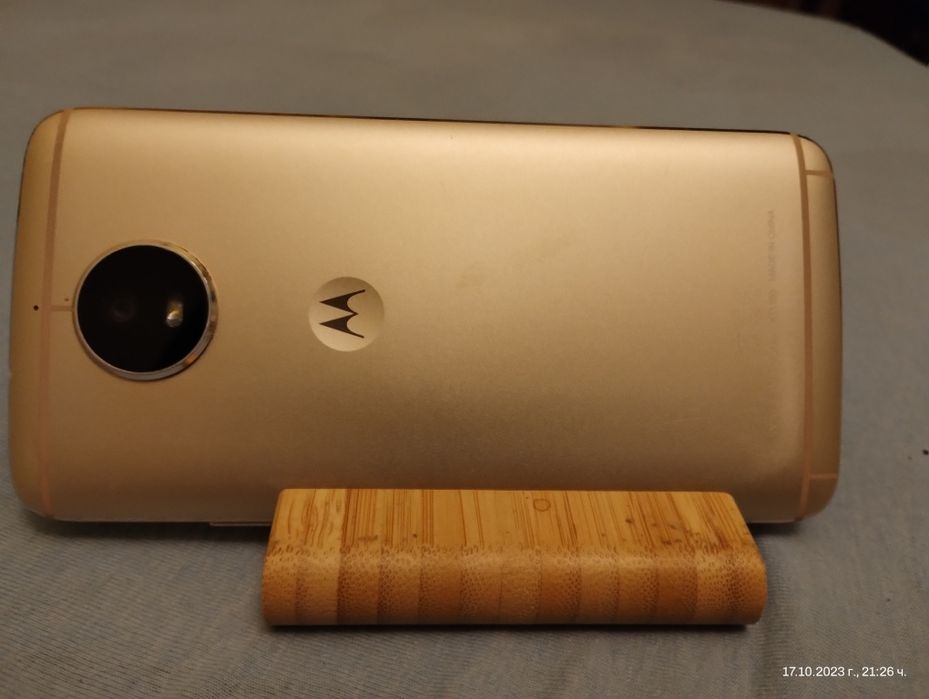 Продавам motorola XT 1793