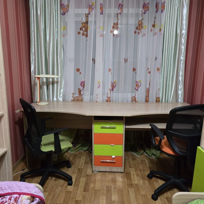 Продам спальный гарнитур детский