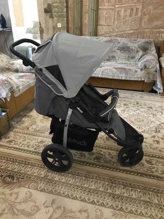 Продам детскую коляску