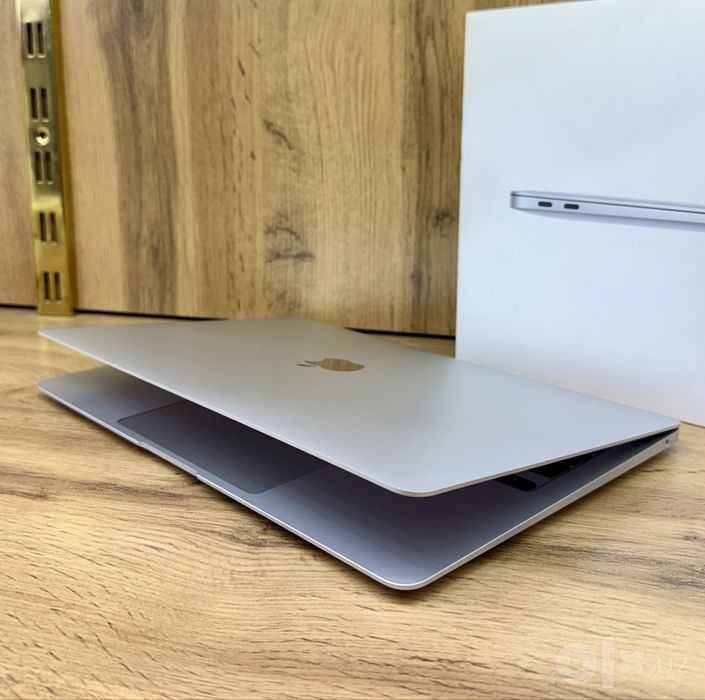 MacBook Air M1 13-inch Silver | 8/256GB | 100% | Full Box