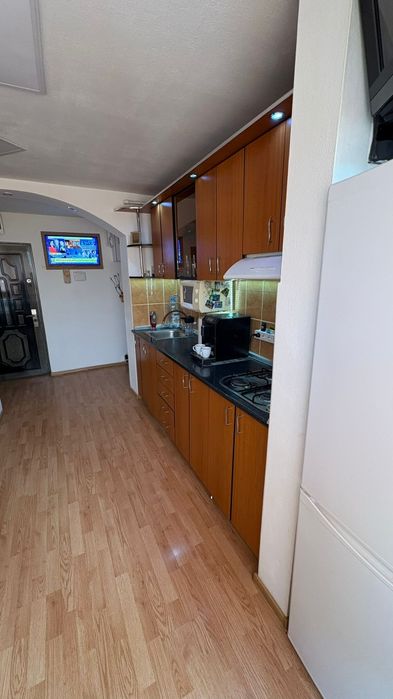 Apartament cu 2 camere de închiriat