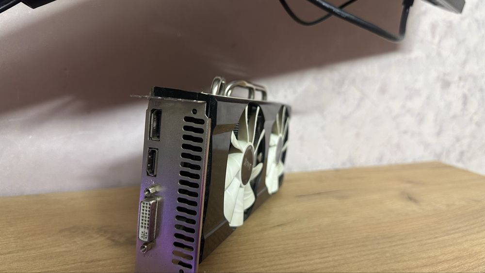 R9 370 видео карта и Amd 8000