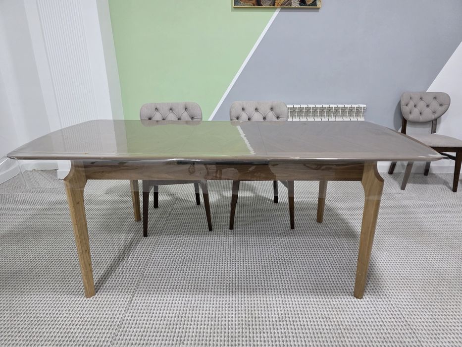 Продается Столь со стулями