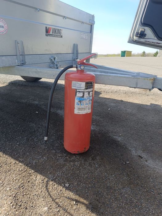 Продам огнетушитель