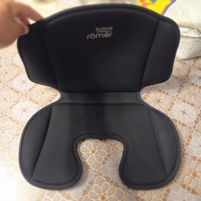 Insert Britax nou născut