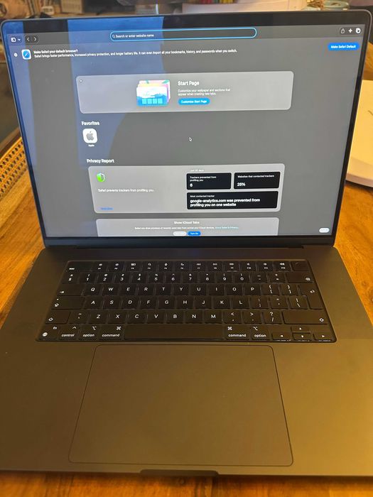 MacBook Pro 16 M4 Pro 24GB 512GB 14-core CPU 20-core GPU