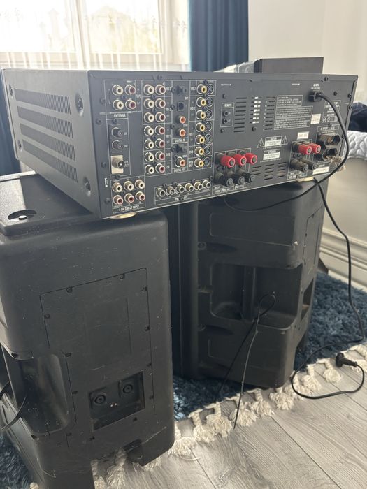 Vand boxe si amplificator