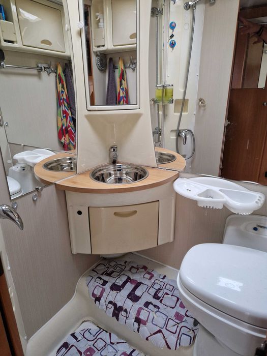 Autorulota semiintegrata Ford Chauson Flash O4 an 2007