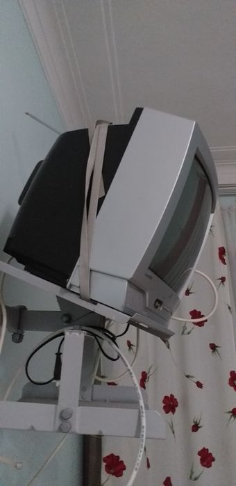 Бытовая техника ,телевизор