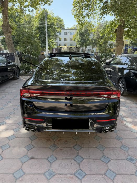 Kia K5 Premium 8 Чи Позится
