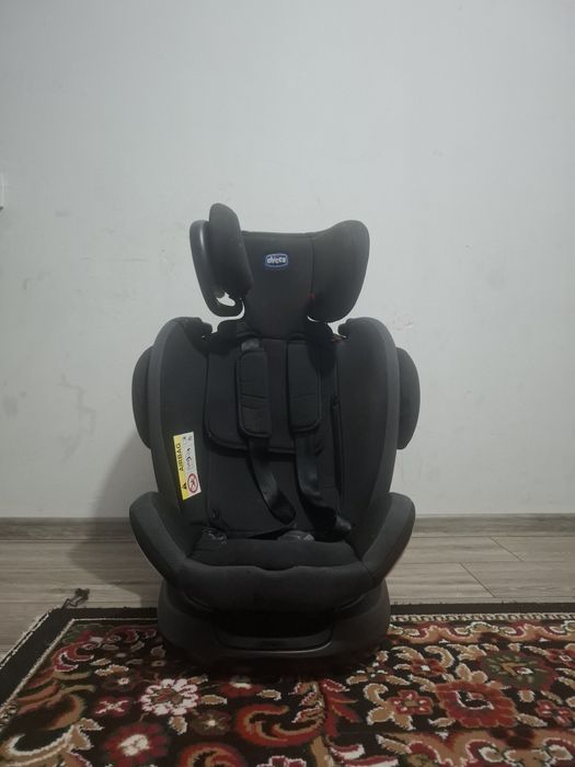 Детское автокресло