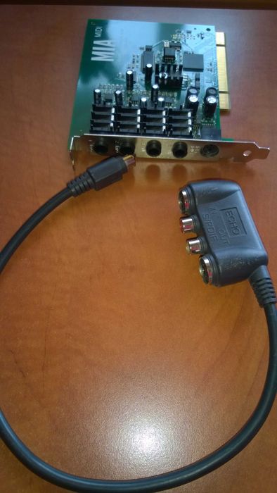 Placa de sunet profesionala Echo Mia Midi cu preamp casti Mackie