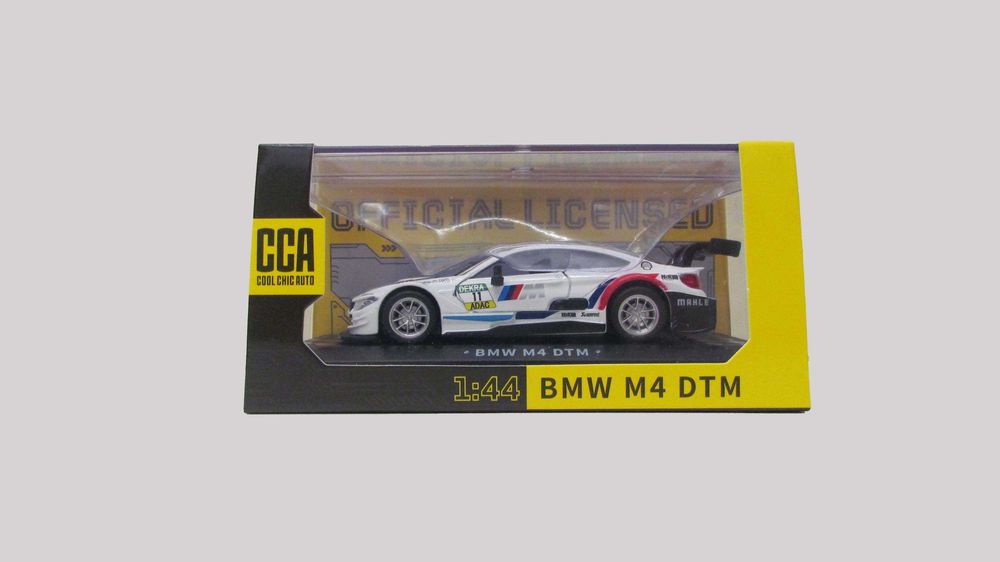 Чисто нови колекционерски метални колички BMW