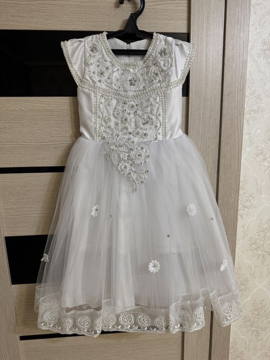 Платье на 7-8 лет