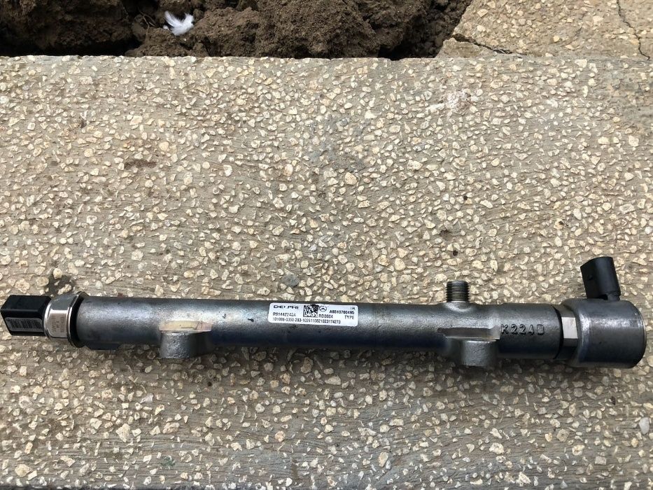 Rampa injectoare Mercedes C Class W204 2.2 CDI (motorina)