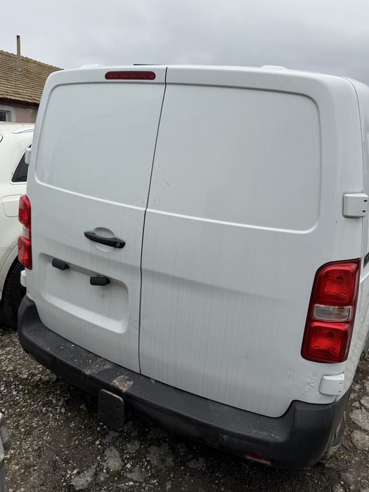 На части Бус Toyota Proace Тойота Проайс 2019г 1.6D 116кс