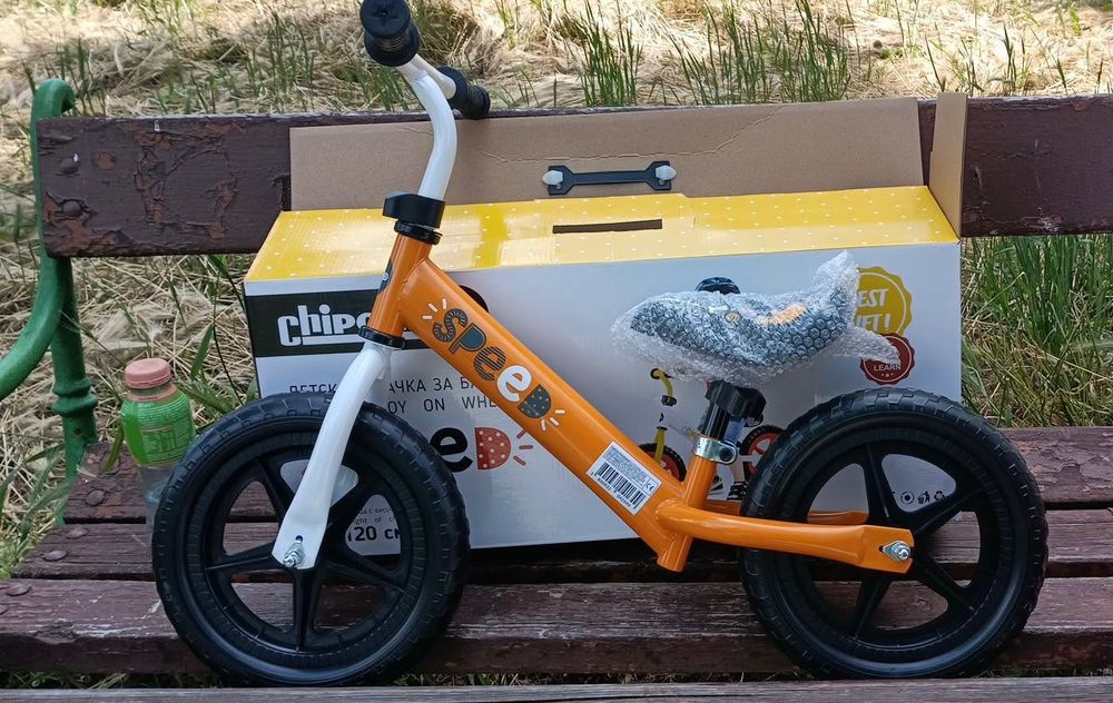 Продавам ново колело за баланс Chipolino
