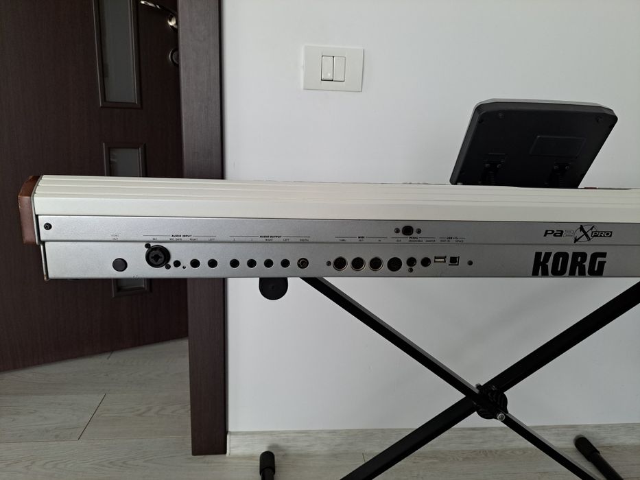 Vând orga profesionala Kong pa2x pro