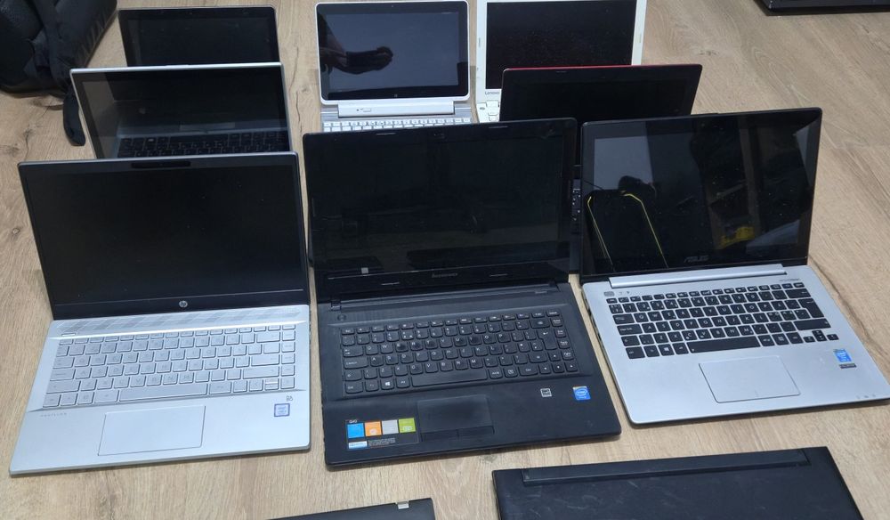 Laptopuri pentru piese intregi / dezmembrari Asus Lenovo Acer HP