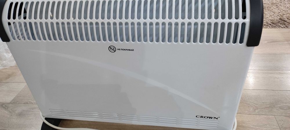 Конвекторна печка Crown 2000 W