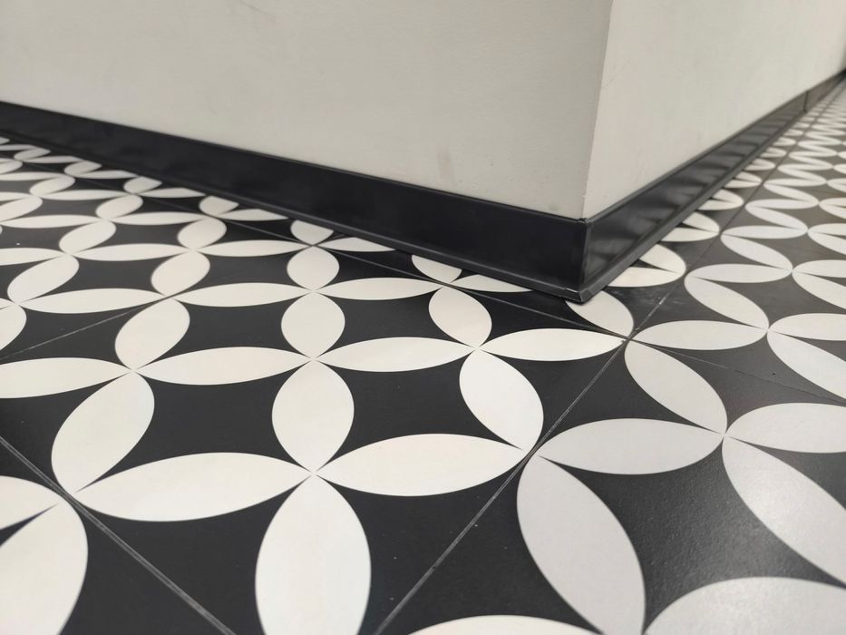 Nerjaveyka Profil zakazga yasaymiz va Alyumin ugolok tayyori  bor