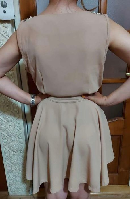 Rochie scurtă nude A line