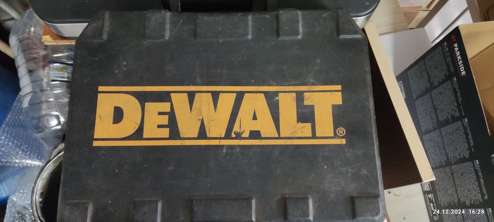 Акумулаторен винтоверт.