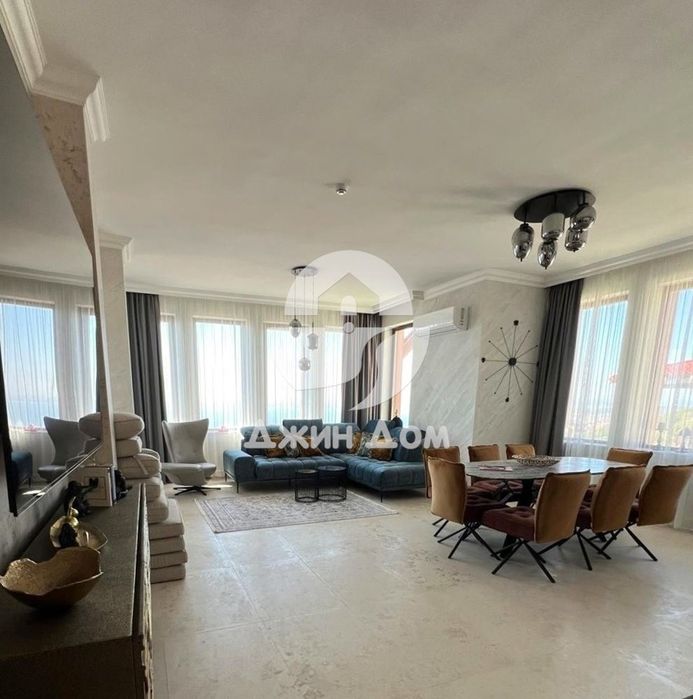 Продава се Къща в Свети Влас - 200 кв.м за 2650 €/кв.м - Снимка #1