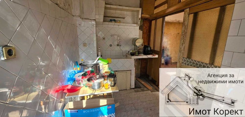Имот Корект продава 2-Стаен апарт  широк център