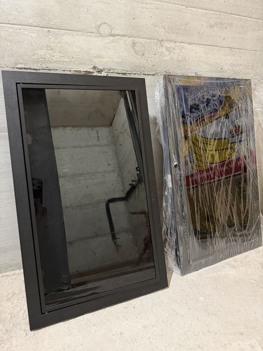 Ревизионна вратичка за баня черна, стъкло 30/50 см