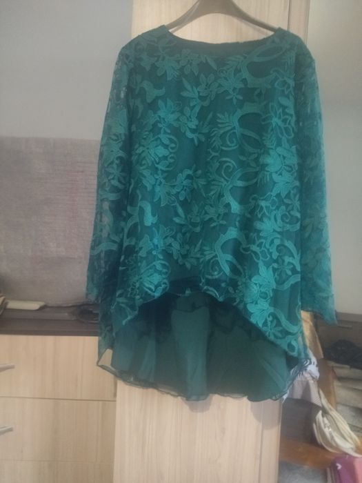 Дамски костюм нов