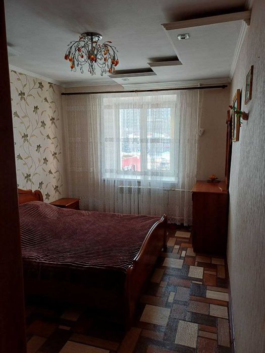 Сдам 2-комн. квартиру в центре. ПОСУТОЧНО.