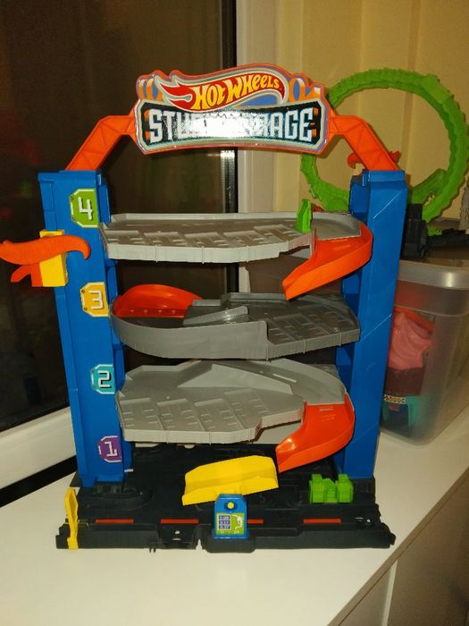 Hot wheels Писта