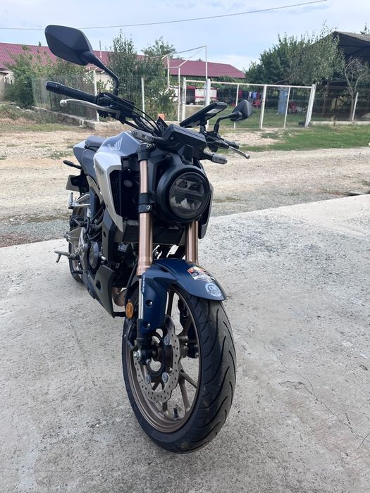 Honda CB 125R