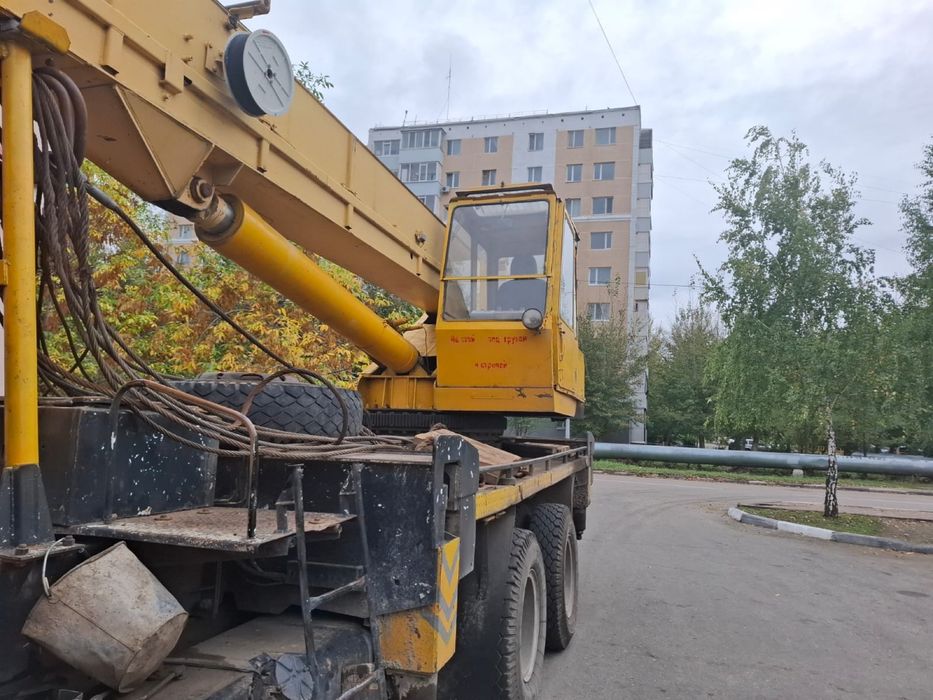 Продам Автокран Ивановец 25т