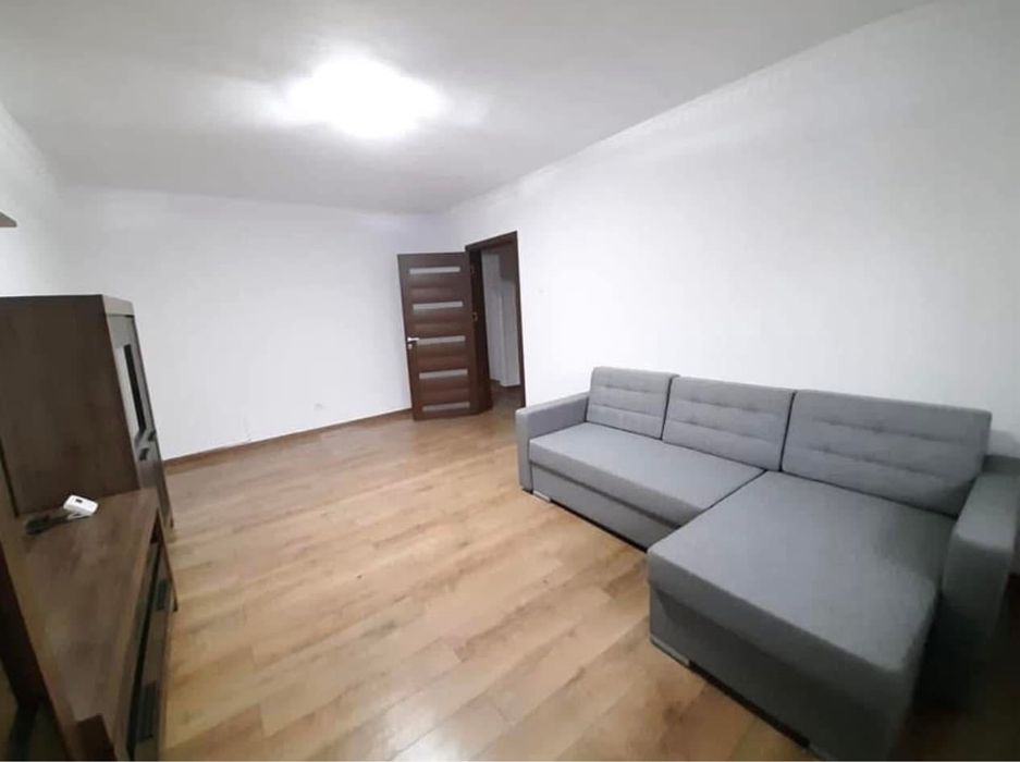 Apartament de inchiriat ,3 camere ,Girocului ,Parter