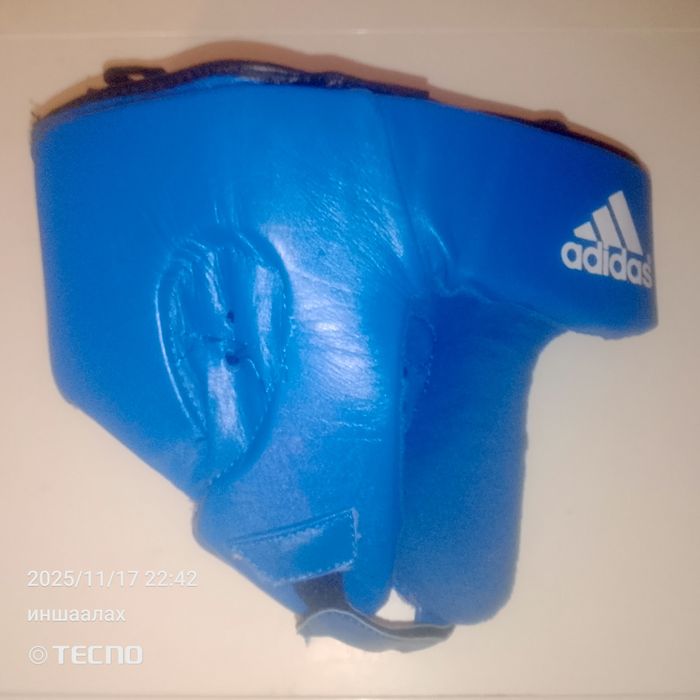 Боксерский шлем 8000 тенге