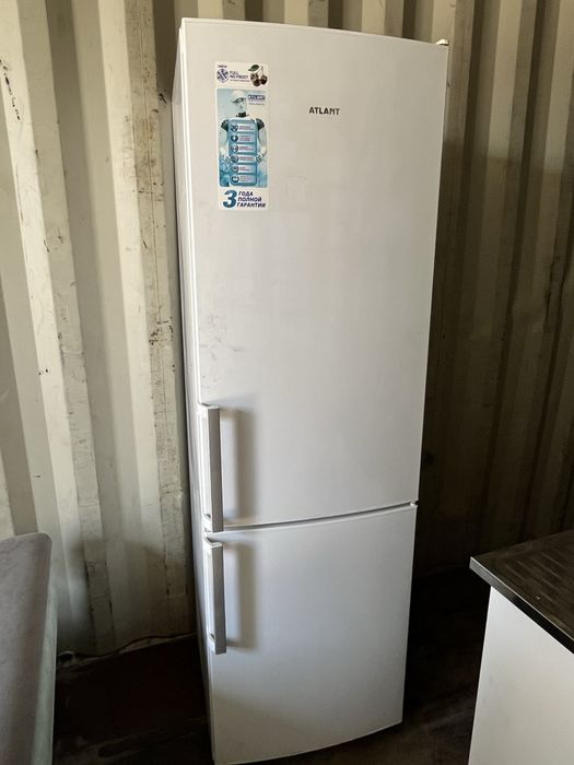 Продам холодильник