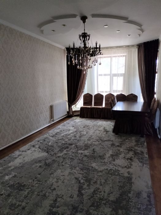 Продам дом в хорошем районе