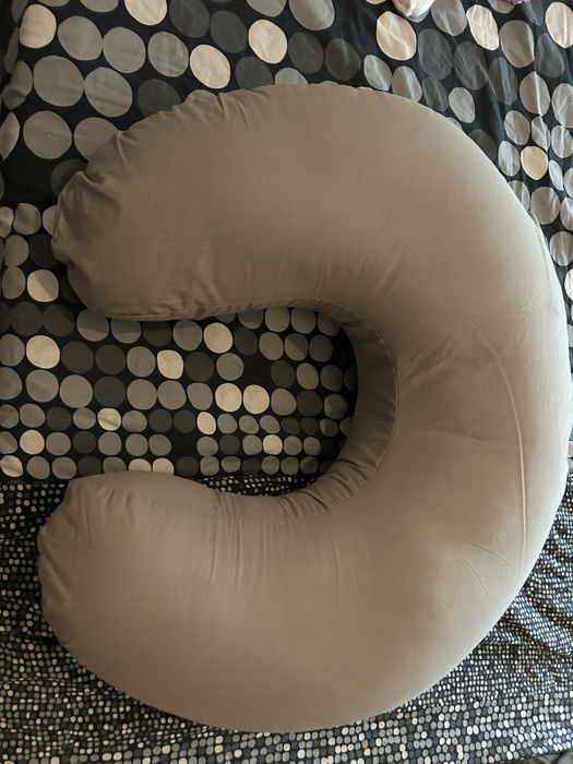 Възглавница за кърмене