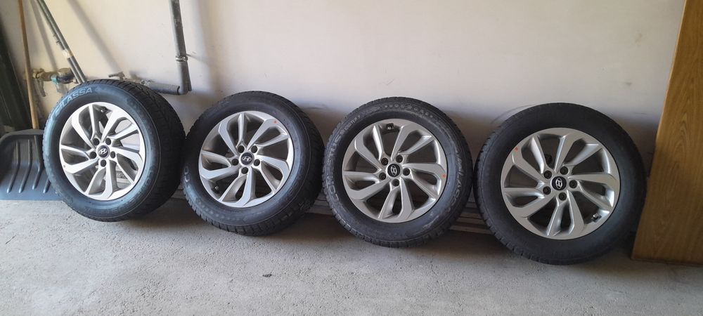 Лети джанти с Зимни гуми за SUV Hyundai Kia