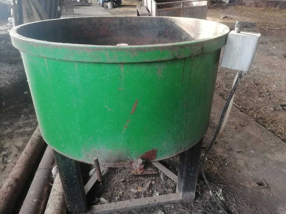 Смеситель для сыпучих материалов.