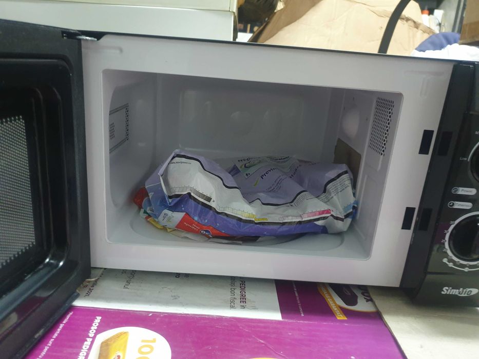 Cuptor microunde-Simbio