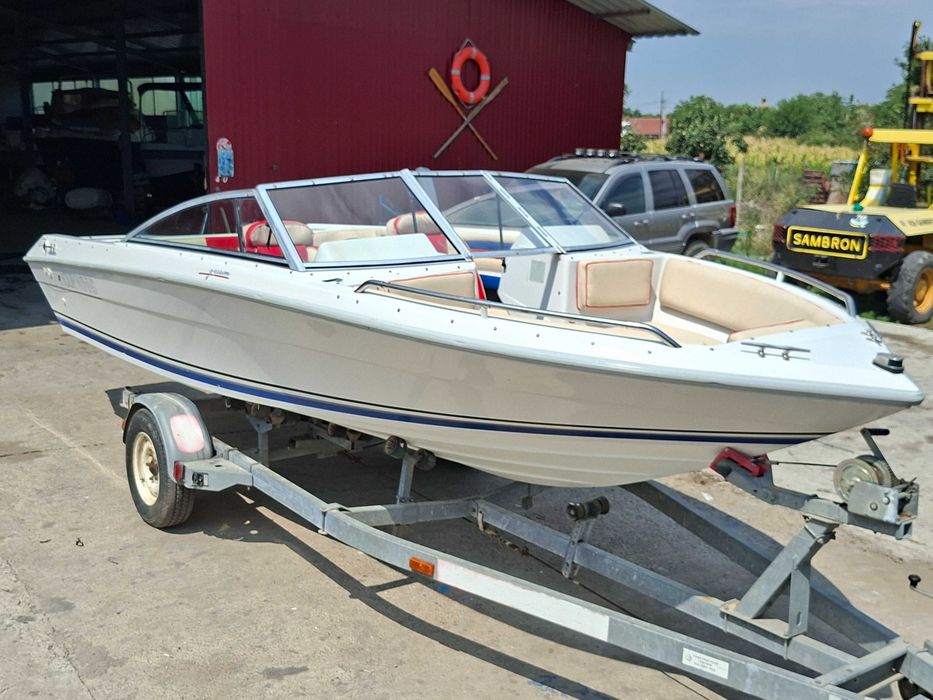 лодка Four Winns 190 Freedom Bowrider