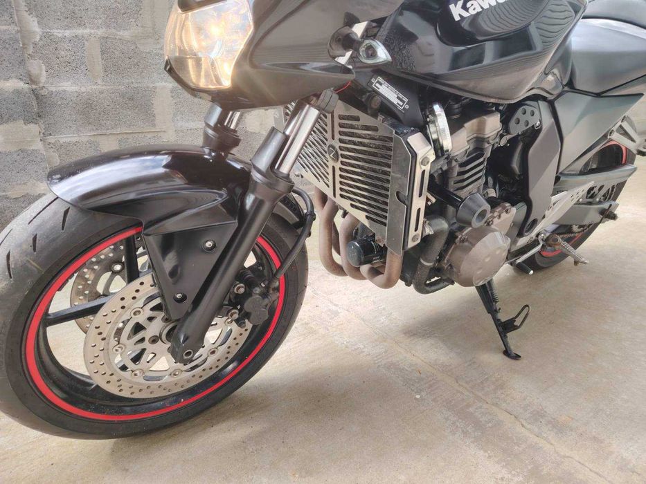 Kawasaki Z 750 на части