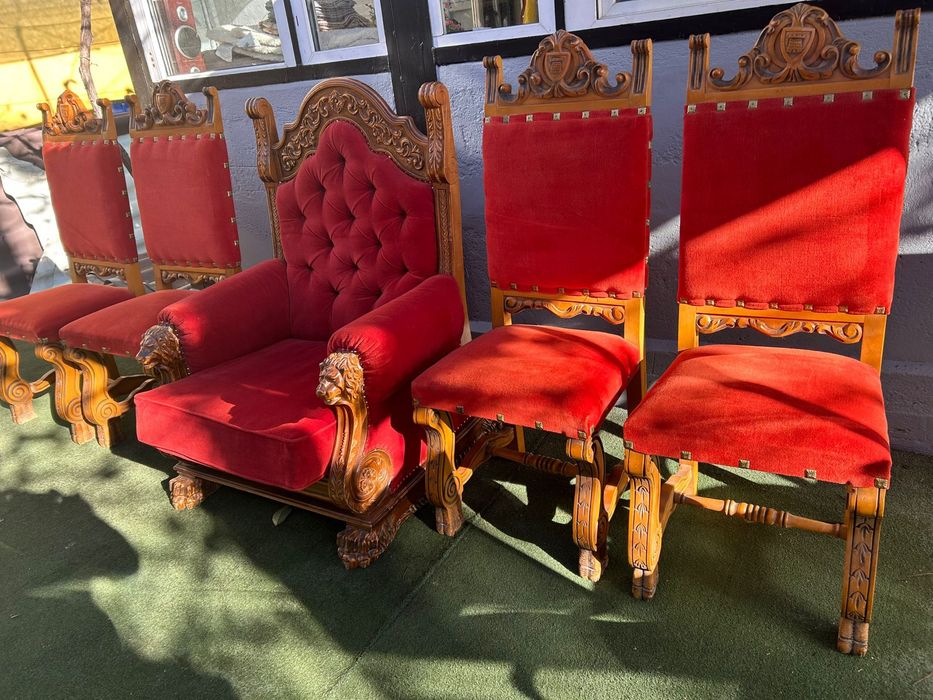 Scaune lemn masiv sculptate manual