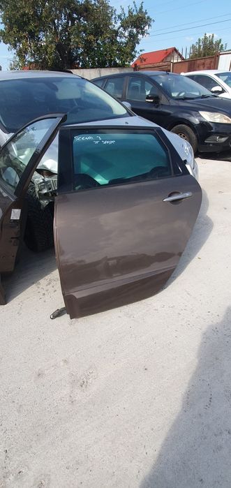 Usa stanga spate renault scenic 3 an 2012
