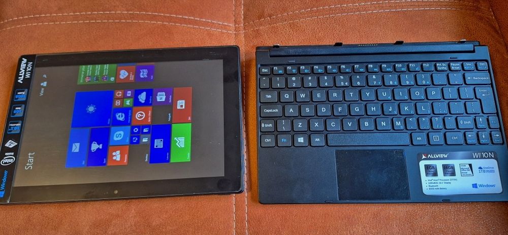 Okazie Tableta si laptop PC Windows NOU LA CUTIE