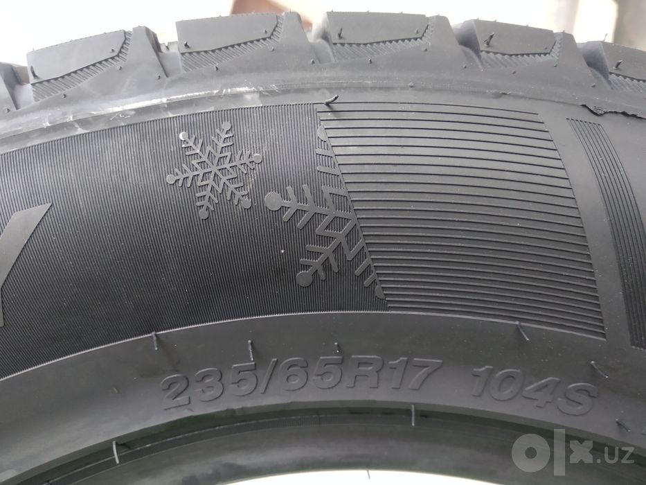 Зимние автошины 235/65R17