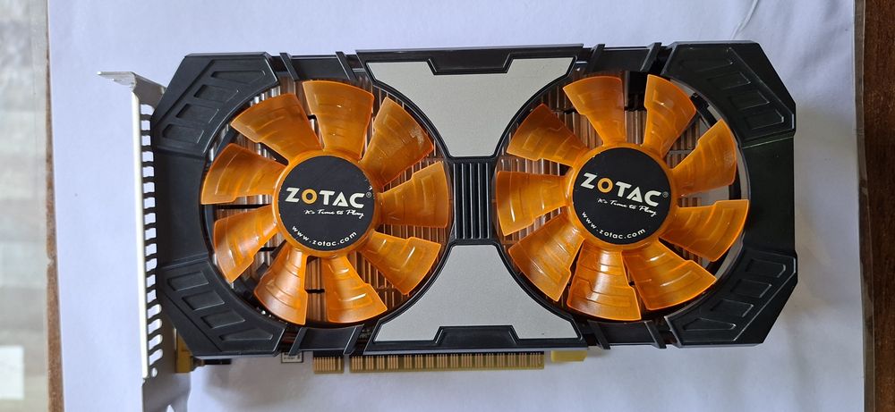 Videokarta GTX 750 ti. 2gb. 128 bit Holati yangidek. Remont qilinmagan